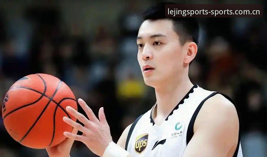 杨鸣谈C罗压力，世界杯前锋集体觉醒背后藏着什么信号？全面解析